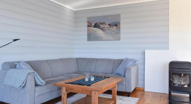 Stunning Home in Lindesnes With 3 Bedrooms and Wifi, Rezerwuj Hotel Hotele biznesowe w Agder, 4* 5*