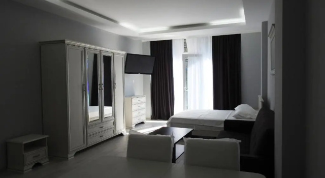 Студия Superior Ikos Family Apartments