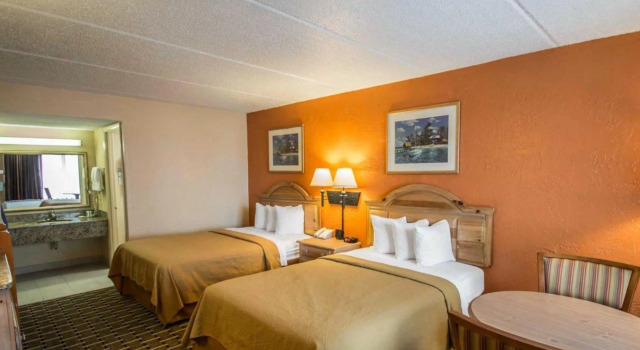 Номер Standard Quality Inn and Suites Palatka Riverfront