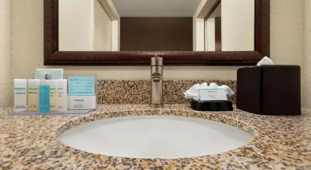 Двухместный номер Standard с балконом Hampton Inn & Suites Outer Banks/Corolla