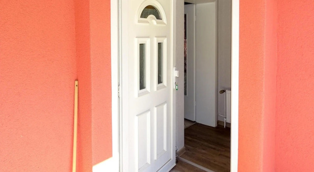 Stunning Home in Klein Warin With Wifi and 2 Bedrooms, Забронировать Отель Цуров 