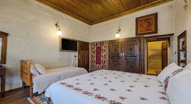 Трёхместный номер Deluxe Chardonnay Suites