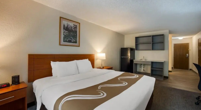 Suite Suburban Studios Canon City