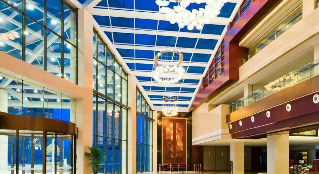 Sheraton Yantai Golden Beach, Забронировать Отель Бизнес-отели Шаньдун, 4* 5*