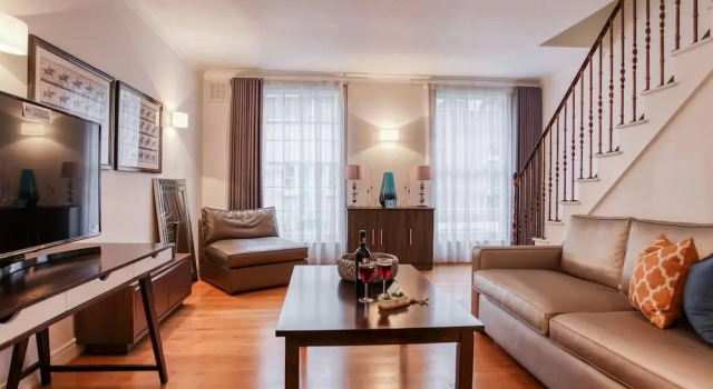 Bright and Cosy 3BR Mews House, Забронировать Отель Вестминстер Лондон, рядом с Бейкер стрит