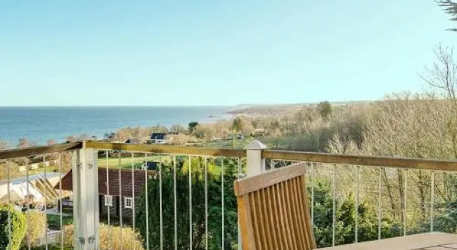 Three-Bedroom Holiday home in Allinge 3, Varaa Hotelli Hotellit Allinge pysäköinnillä, Pysäköinti