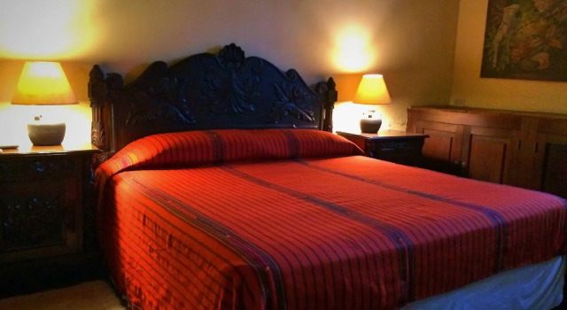 La Casa de los Sueños, Book Bed and Breakfast Hotels in Zacatepeques with Parking, Parking