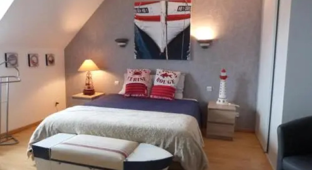 Le Trymen, Rezerwuj Hotel Penmarch 