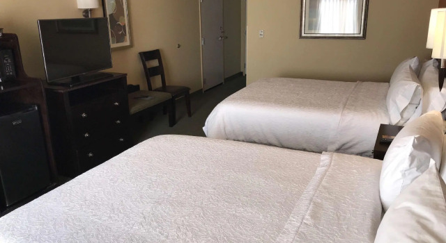 Четырёхместный номер Standard Hampton Inn and Suites Austin - Lakeway