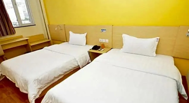 Двухместный номер Business 7 Days Inn Guangzhou Jiangxia Metro Branch