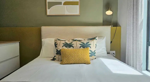 FOUR on O - Fluent Serviced Apartments, Забронировать Апартаменты/квартира Отели Cape Peninsula с парковкой, Парковка
