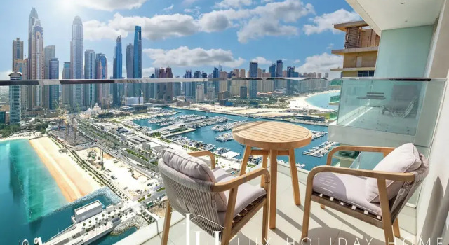 Апартаменты с балконом LUX  Luxury Sunrise Beachfront Suite 1