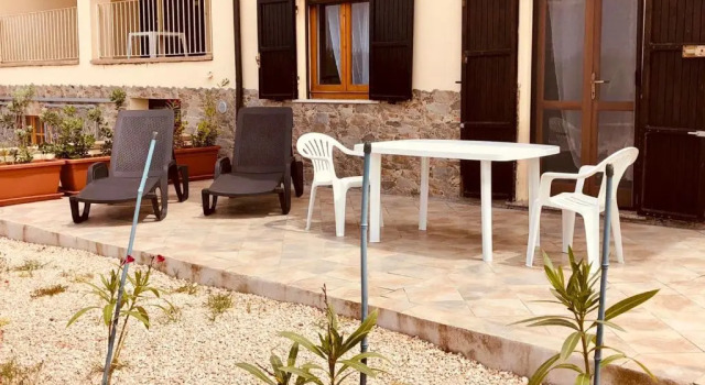 Коттедж c 1 комнатой Villa Enrica Apartments