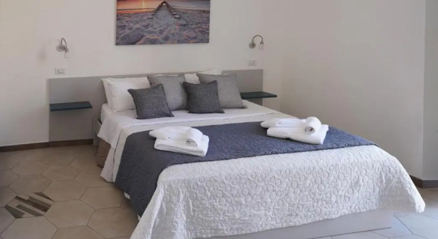 Il Corbezzolo City Rooms, Varaa Hotelli Tropea Calabria