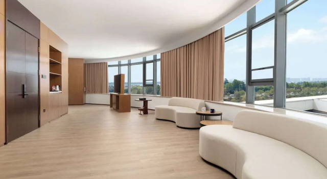 Двухместный люкс Executive с видом на реку Days Inn By Wyndham Linyi Yihe New Area