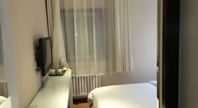 Super 8 Hotel Gu'an Bus Station, Book Hotel Langfang Hebei
