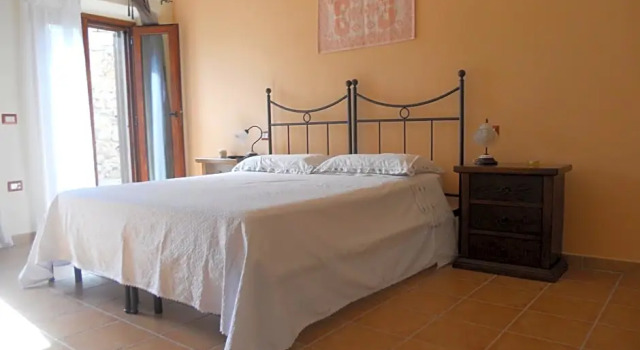 B&B Domu Delunas, Book Bed and Breakfast Giba Sulcis Iglesiente