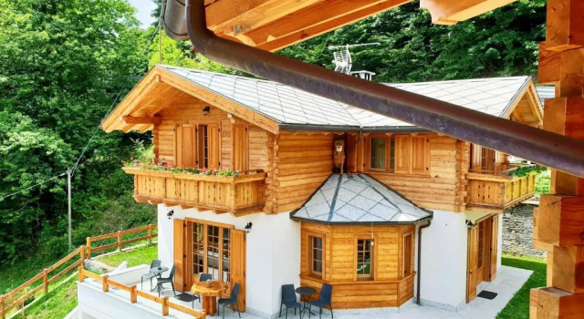 Camera tripla Standard con balcone B&B Chalet Il Picchio