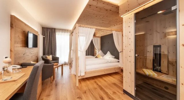 Hotel Sun