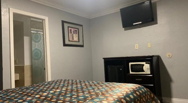 New Bay Motel