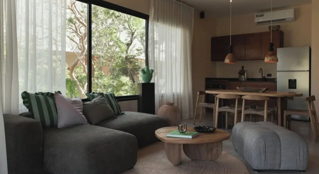 2BR Penthouse with Rooftop & Pool B5