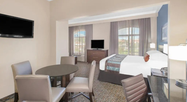 Двухместный люкс c 1 комнатой Wingate by Wyndham Sylvania-Toledo