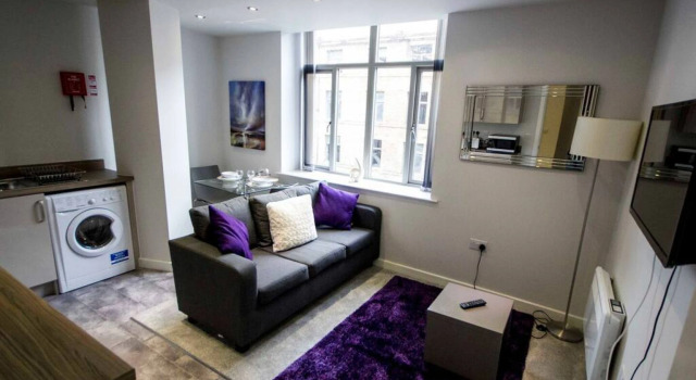 Stayzo - Executive City Centre Apartment 2, Varaa Huoneisto Asunnot kohteessa Merseyside, Huoneisto