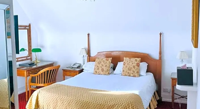 Standard cameră Canterbury Hotel