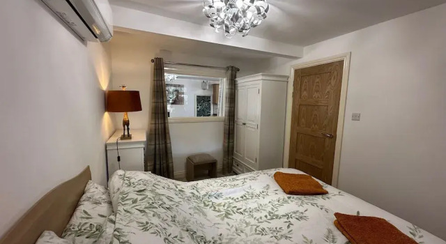 Cottinghamdetachedprop/kingbed/tv/wifi, Забронировать Апартаменты/квартира Апартаменты Йоркширских вересковых поля, Апартаменты/квартира
