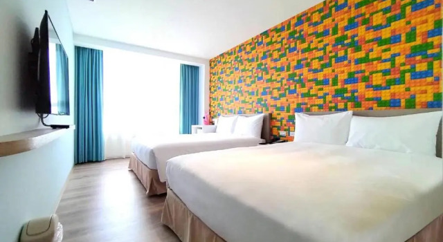 Четырёхместный номер Deluxe The Brick Hotel