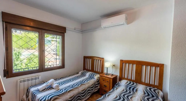 Villa Leonor Monachil by Ruralidays, Book Villa Sommerhuse i Granada, Hytte