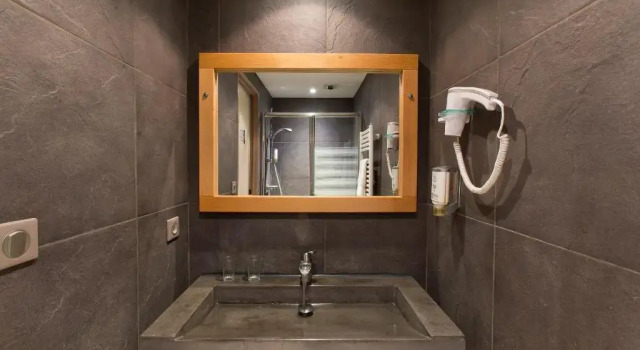 Standart oda Hotel De Londres