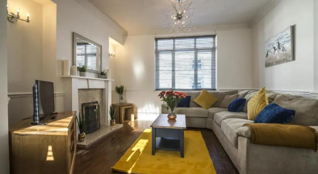 Коттедж Ivydene - 3 Bedroom Holiday Home - Tenby