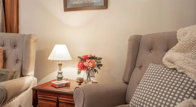 The Fern & Thistle Boutique Accommodation- Drinks, Hotpool, Sauna, Забронировать Отель «постель и завтрак» Балклута Отаго