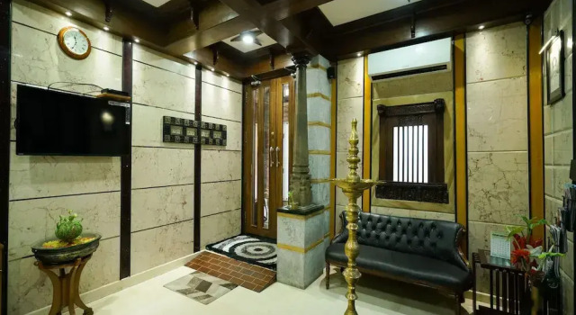 OYO 15155 Hotel Mart View