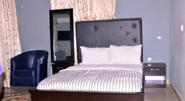Camera Standard Cozy Suites