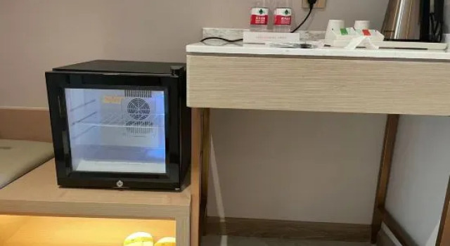 Люкс Deluxe Vienna 3 Best Hotel (Zhumadian Suiping Jinboda Commercial Plaza)