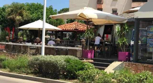 Résidence les princes du golf , le port de plaisance