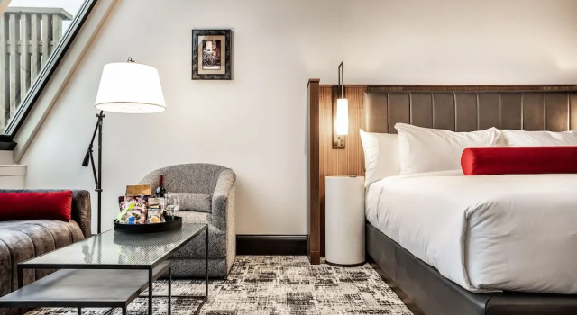 Двухместный номер Standard с балконом Bottleworks Hotel