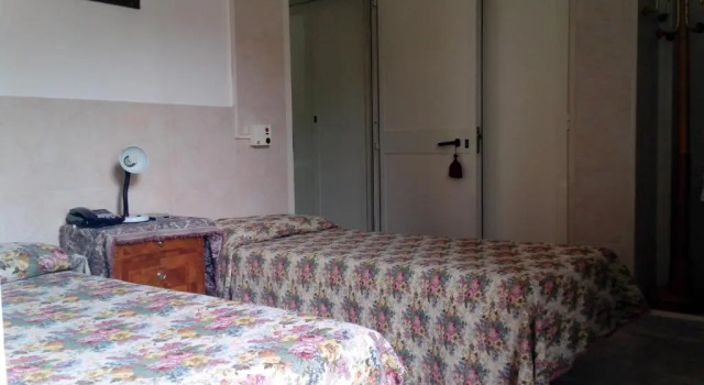 Трёхместный номер Standard Hotel Stadler 2