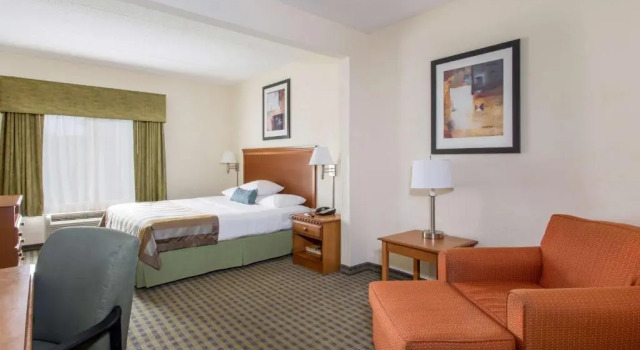Двухместный люкс Deluxe Wingate by Wyndham Atlanta Fairburn
