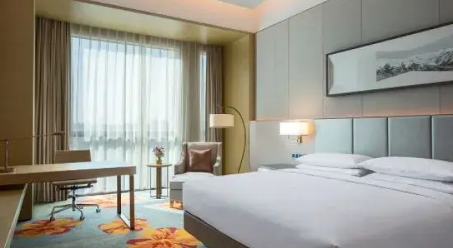 Двухместный номер Deluxe Sheraton Beijing Lize Hotel