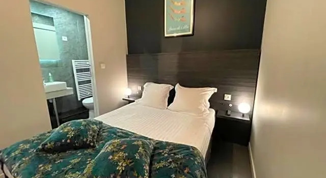 Одноместный номер Standard с видом на сад Hôtel ROSA - Bordeaux Centre Gare Saint Jean