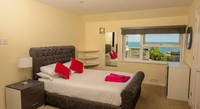 Апартаменты Cliff Top Apartment 3 Bedroom