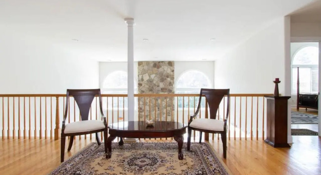 Villa Roman, Buchen Sie Villa Hotels in New York State mit Pool, Schwimmbad