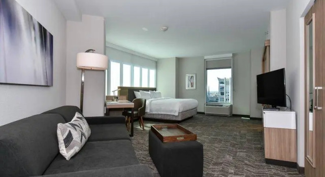 Номер Standard SpringHill Suites by Marriott Charlotte City Center
