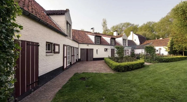 B&B Pronkenburg, Забронировать Отель «постель и завтрак» Лиссевеге Брюгге, рядом с Onze Lieve Vrouw Bezoeking