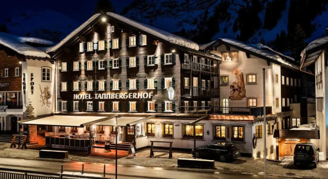 Hotel Tannbergerhof im Zentrum von Lech, Забронировать Отель СПА-отели Лех, рядом с Горнолыжный подъемник Шлосскопфбан, SPA-услуги