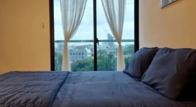 Superior Apartment 2 Schlafzimmer mit Balkon und mit Stadtblick Capitol Prism Sky Suites
