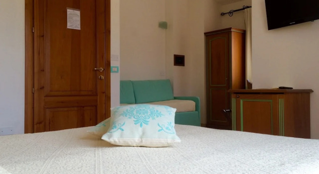 Трёхместный номер Standard с балконом Le Anfore Hotel